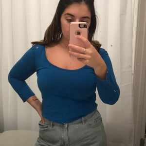 Blue long sleeve crop top